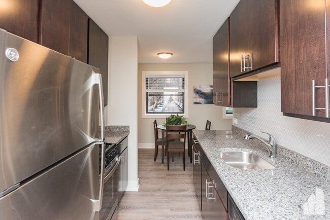 530 W Surf St Unit 540 S2
