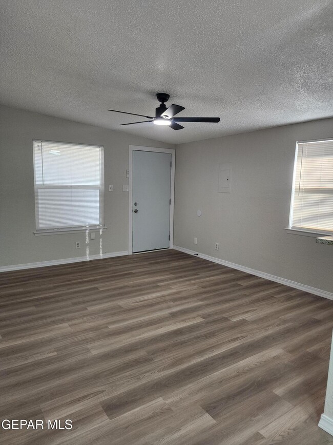 Photo - 10017 Caribou Dr