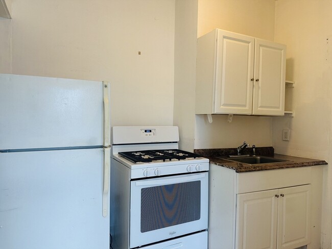 205 Bussey St Unit 101