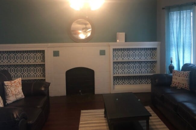 Photo - 1524 E Genesee St Unit 1