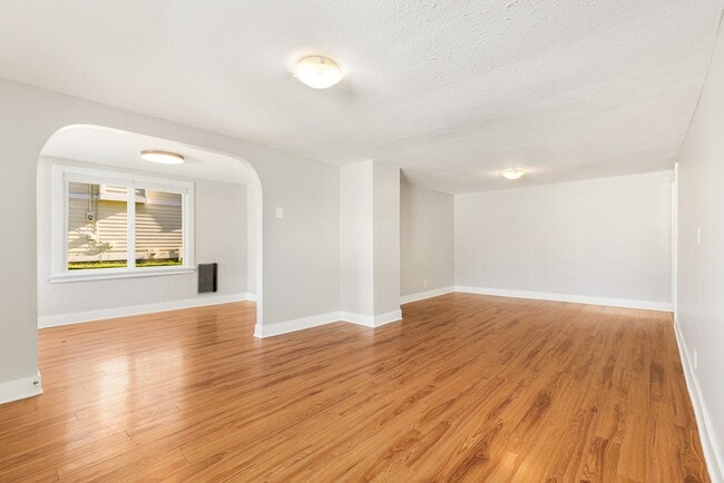 Photo - White Center/Burien 3 Bedroom Rambler - Large Fenced Yard