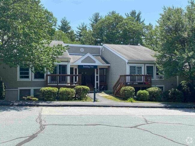 Building Photo - 1 Bedroom just minutes to DH Rental