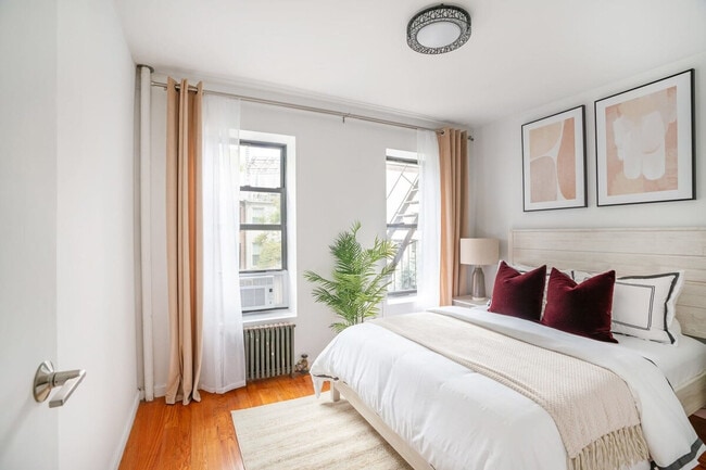 Photo - 444 W 48th St Unit ID1021995P