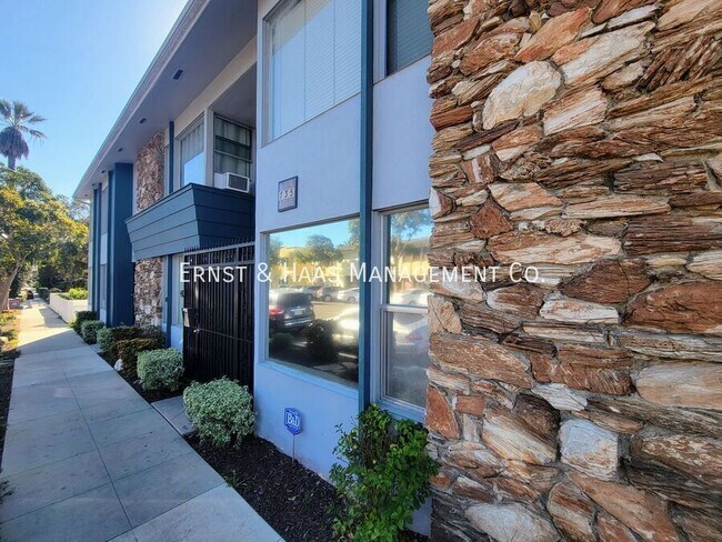 Photo - 735 Cedar Ave Unit #04