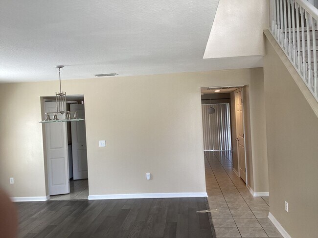 410 Fairfield Dr