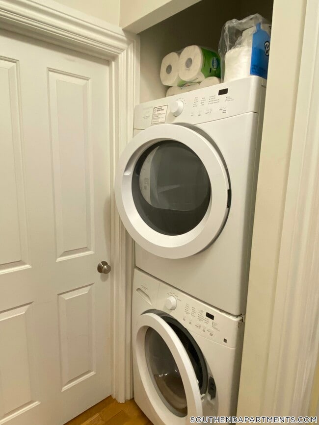 Photo - 656 Massachusetts Ave Unidad 5