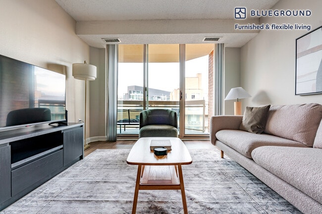 Photo - 2140 L St NW Unidad FL10-ID1218