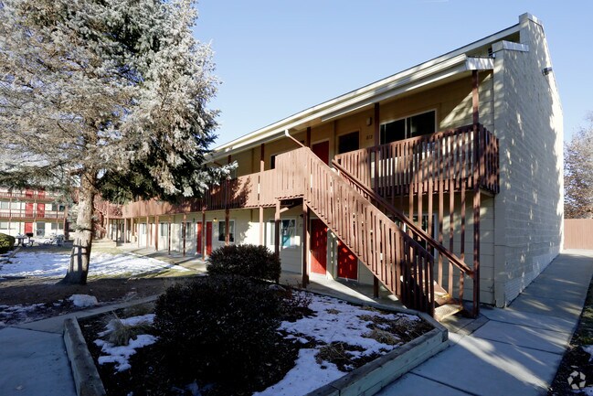 Photo - Parkville Apartments