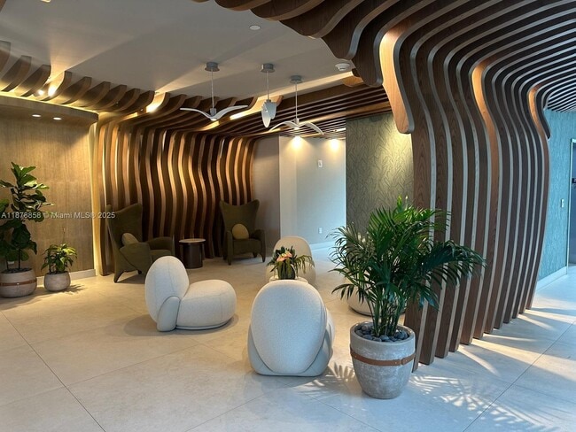 Photo - 700 NE 24th St Unit 2605