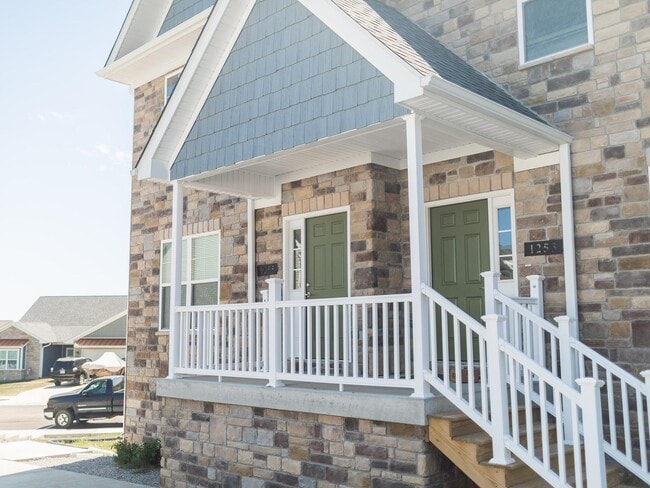 Photo - 1261 W Rangeview Cir