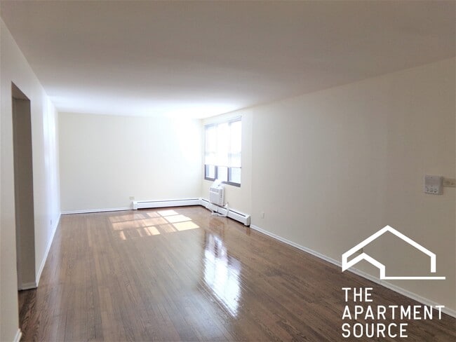 Photo - 1644 W Sherwin Ave Unit 2C