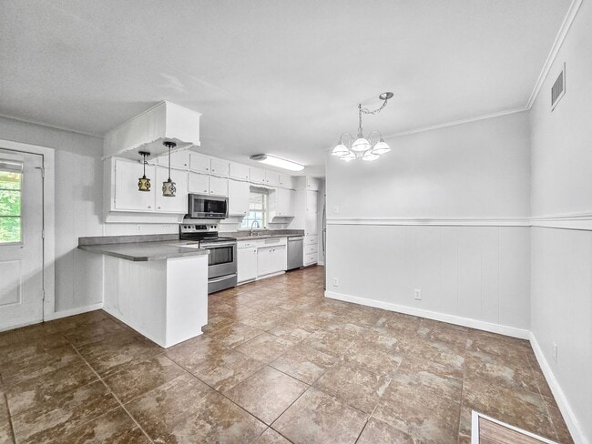 Photo - Coming Soon! 3 BR/2BA | Newly Renovated Single Family Home | 1-Car Garage Parking | In Weatherford!