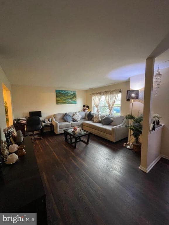 Photo - 2019 Chatham Dr