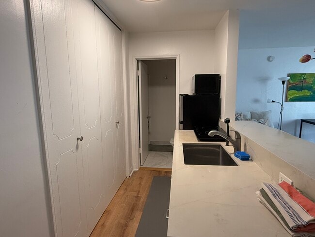 Photo - 1831 Prosser Ave Unidad 203