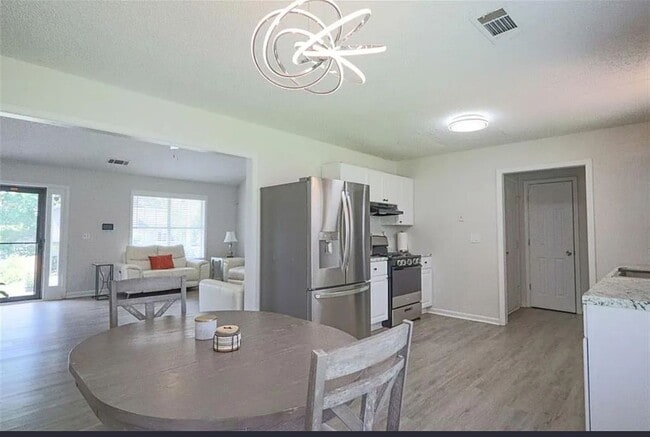 Photo - 354 Shoal Ct