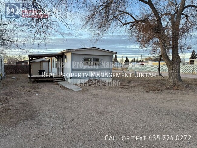 Cute 2 Bedroom, 1 Bathroom Trailer Home. - Cute 2 Bedroom, 1 Bathroom Trailer Home.