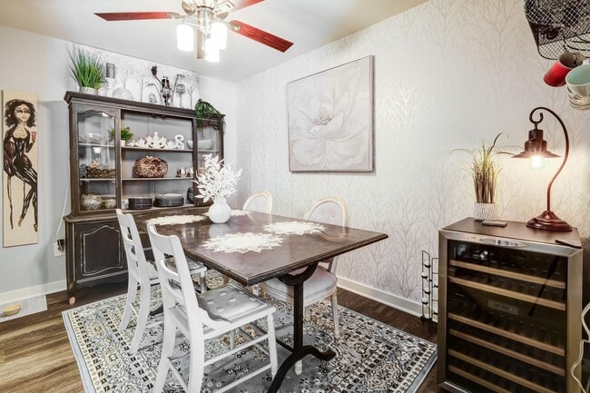 Photo - Woodbury Commons