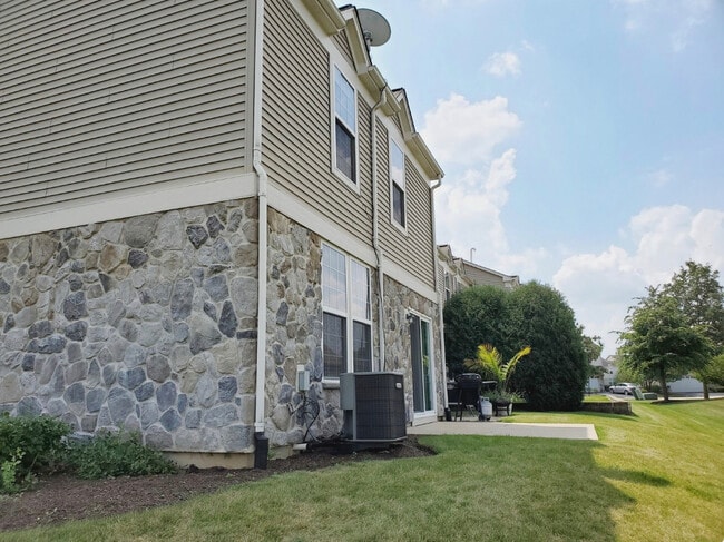Photo - 15226 Pinewood Rd