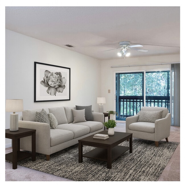 1.1 living rm - Creekwood Apartments