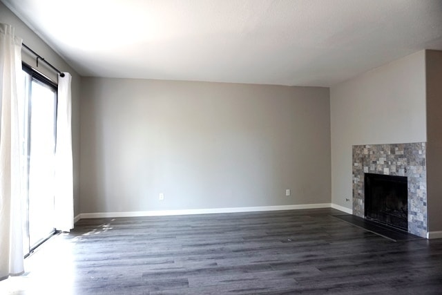 Photo - Spacious Townhome, Fireplace, Beautiful Fl...