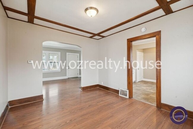 Photo - 4218 Parrakeet Ave