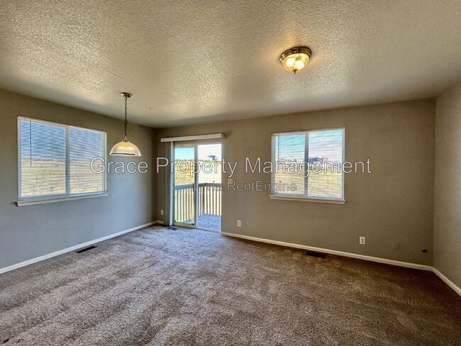 Photo - 424 W 91st Cir