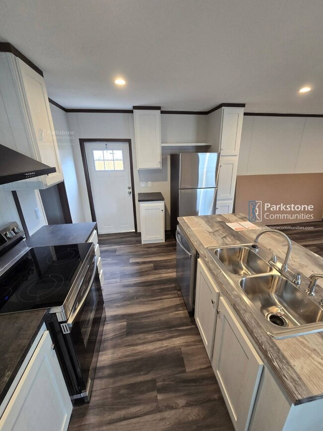 Photo - 2420 Emery Hills Dr