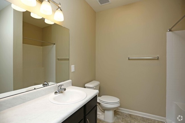 2HAB, 1BA - 925 ft² - BAÑO