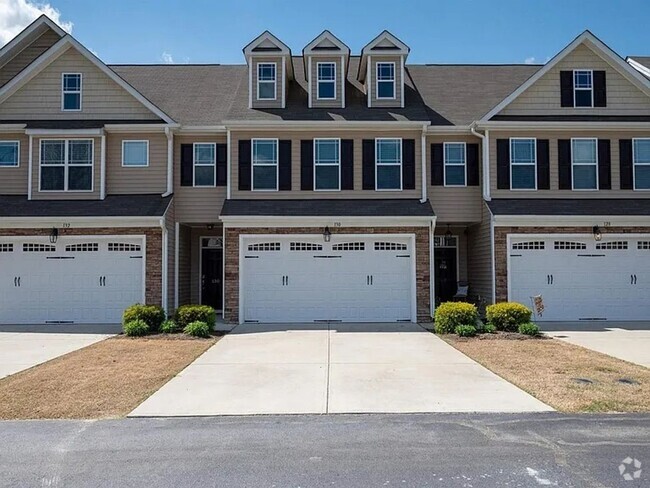 Building Photo - Townhome in Flowers Plantation with Water ...