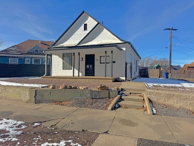 Photo - Charming 2-Bedroom Home with Modern Comforts and Prime Location