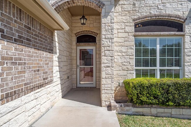 Photo - 4935 Sean Patrick Glen