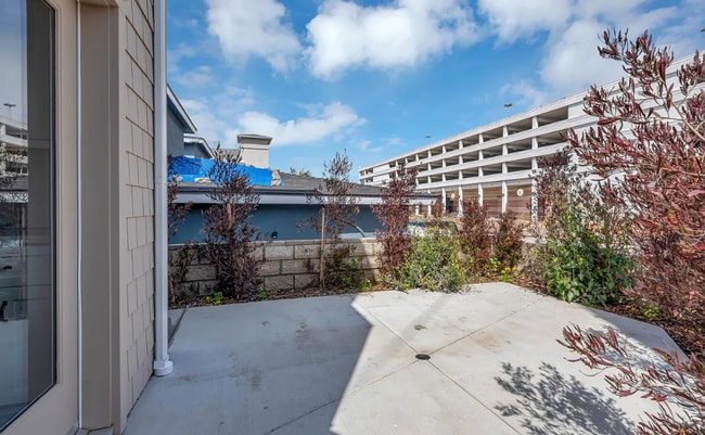 Photo - Grant Avenue B Unit B