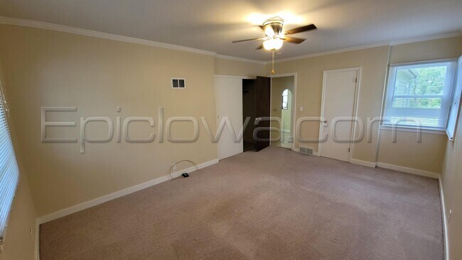 Photo - 3601 Center Point Rd NE