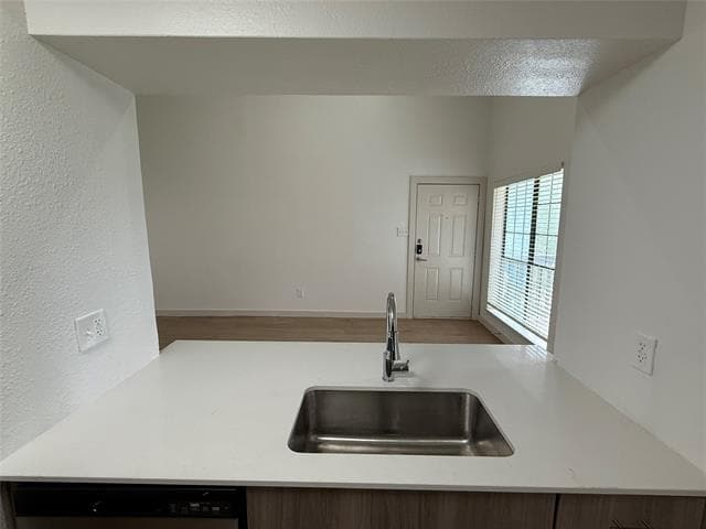 Photo - 230 E 5th St Unit 303