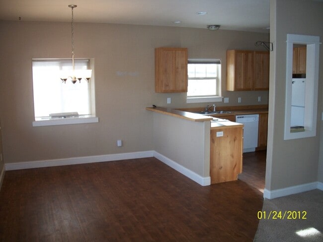 Photo - 611 N 15th Ave