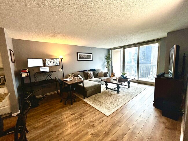 Photo - 545 N Dearborn St Unit 3008