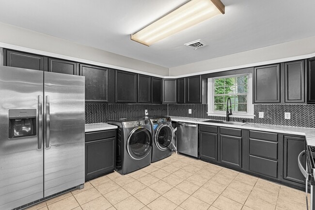 Photo - 3301 Marne Ave