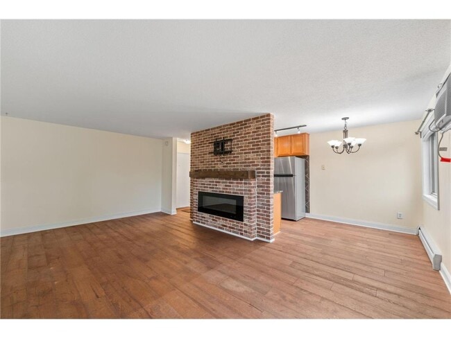 Photo - 3540 Hennepin Ave Unit 115