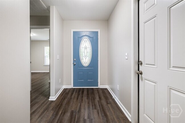 Photo - 6 Spg Lk Cir