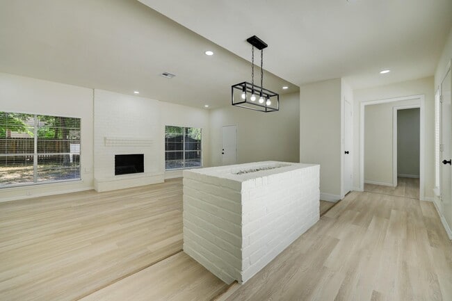 Photo - 5519 Sheraton Oaks Dr