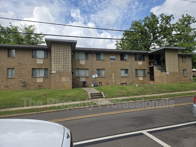 Building Photo - 7750 Rugby Ave