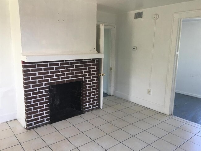 Photo - 124 Daytona Ave Unit 2