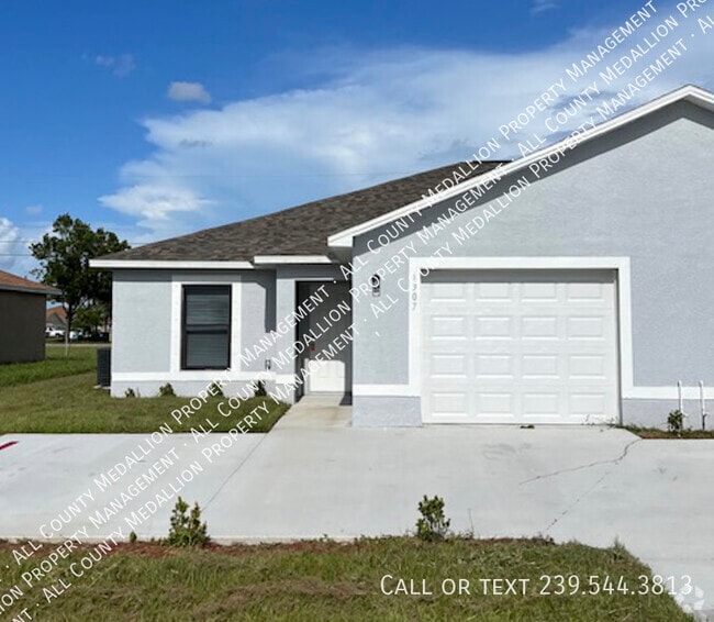 Building Photo - 1307 SE 8th Pl Rental