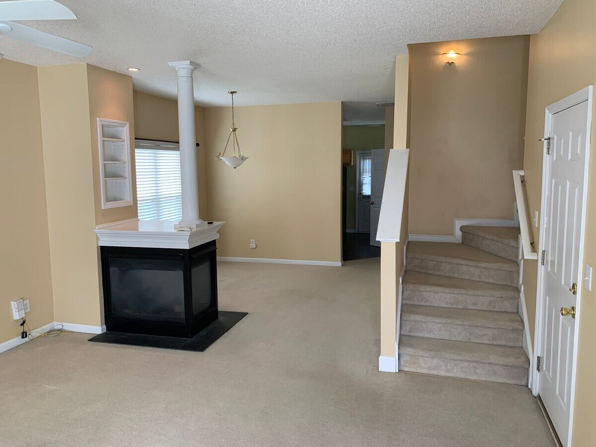 Photo - End unit townhome in Morrisville!