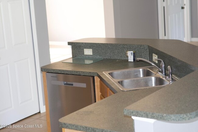 Photo - 1270 Campo Ave NW