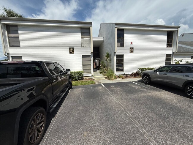 Photo - Charming 2 bedroom home with a pool