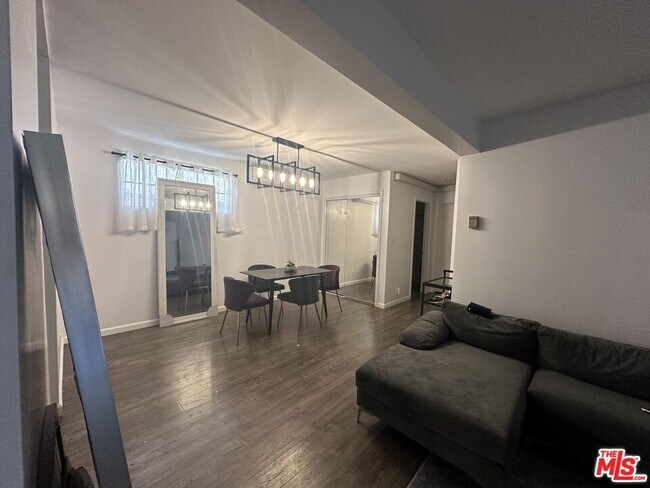 Photo - 13747 Vanowen St Unit 105