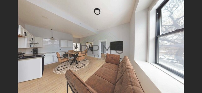 Photo - 1030 S Holmes St Unit #202