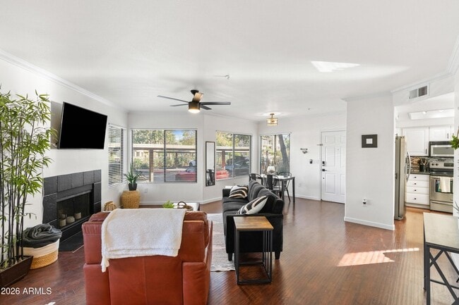 Building Photo - 7575 E Indian Bend Rd Unit 1120