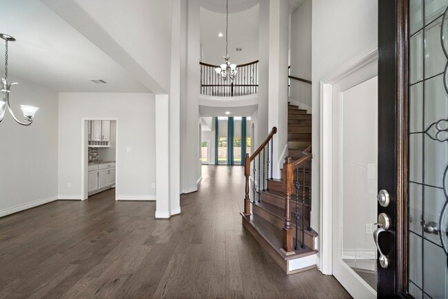 Photo - 3907 Pinecrest Peak Dr